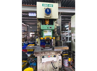 量產設備 -  沖床加工廠 - 80 ton 機台