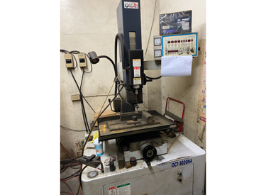 模具設備 - 金屬沖壓製造 - 放電機